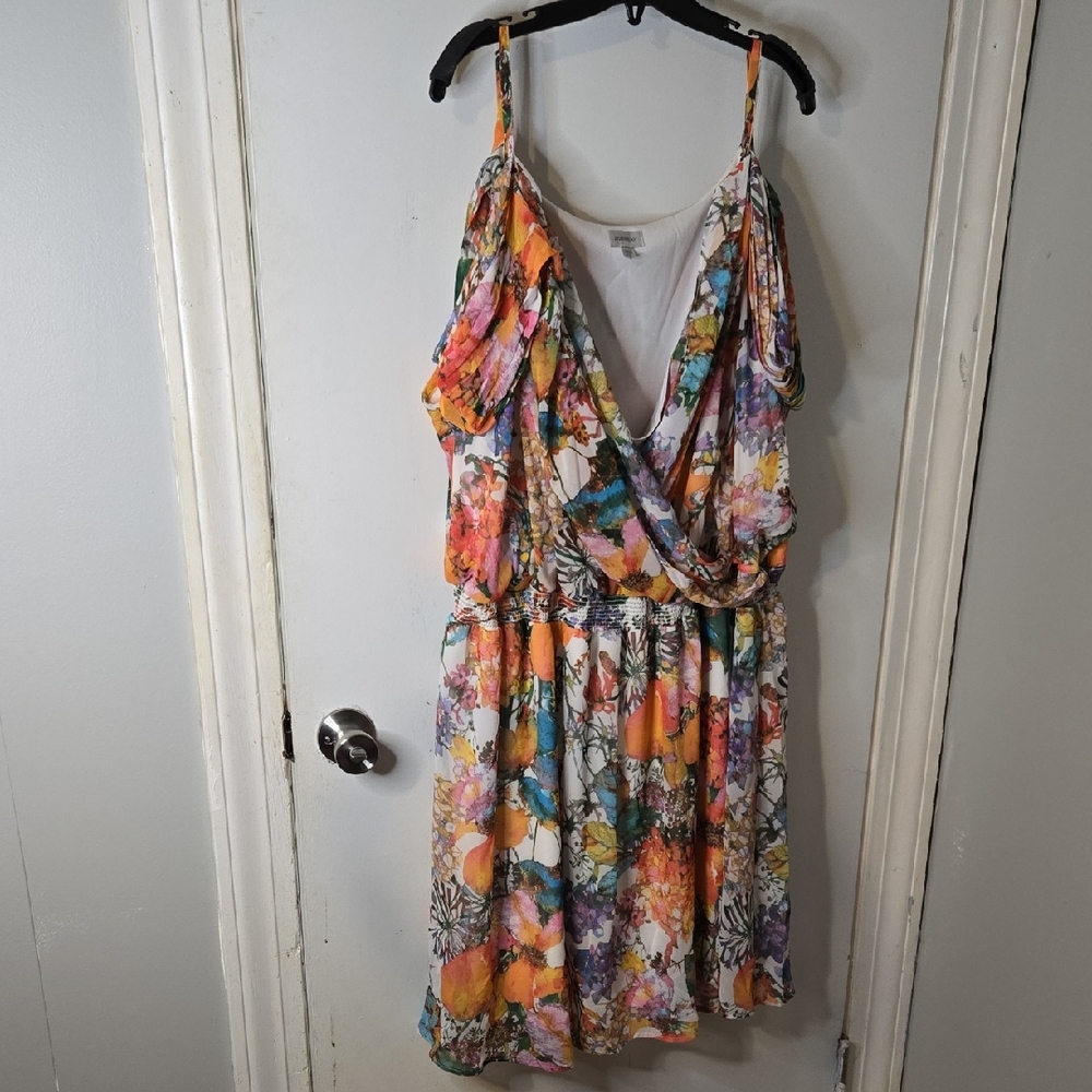Avenue 30/32 Floral Dress
